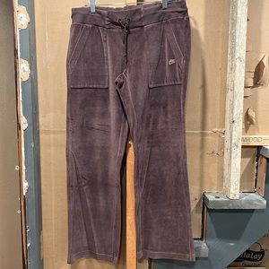 Women’s Nike Pants